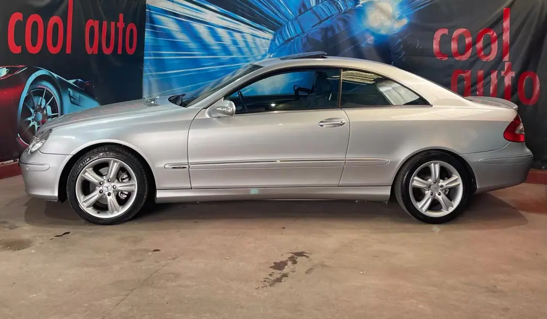 Mercedes-Benz CLK 220 2005 - 10999 EUR, 223000 km - AUTO.MOTO.pt - 223000km - foto 3 de 44