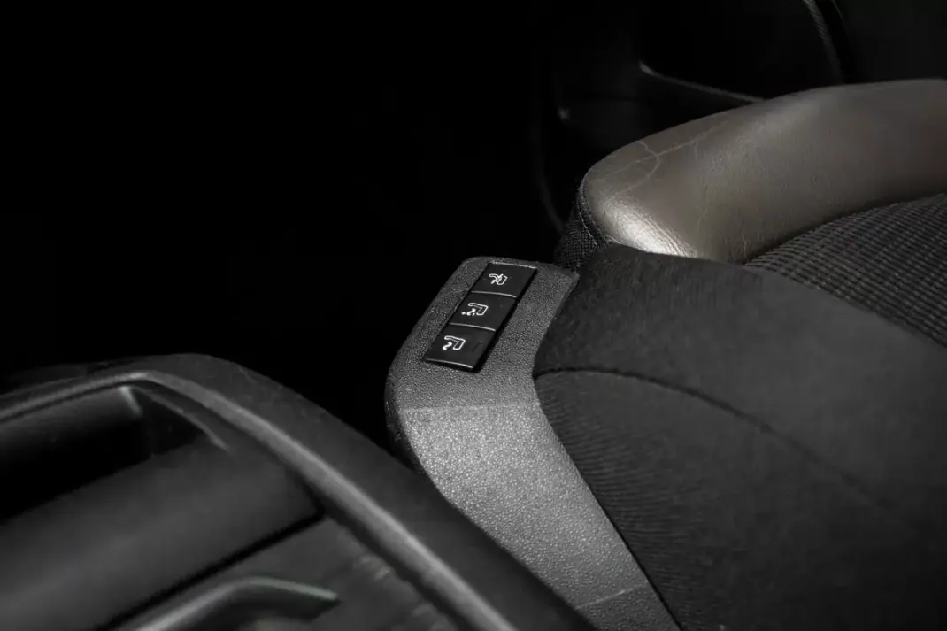 Citroën C4 Spacetourer 2019 - 10550 EUR, 304577 km - AUTO.MOTO.pt - 304577km - foto 21 de 45