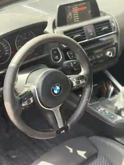 BMW 120 2015 - 16780 EUR, 193000 km - 193000km - foto 6 de 6