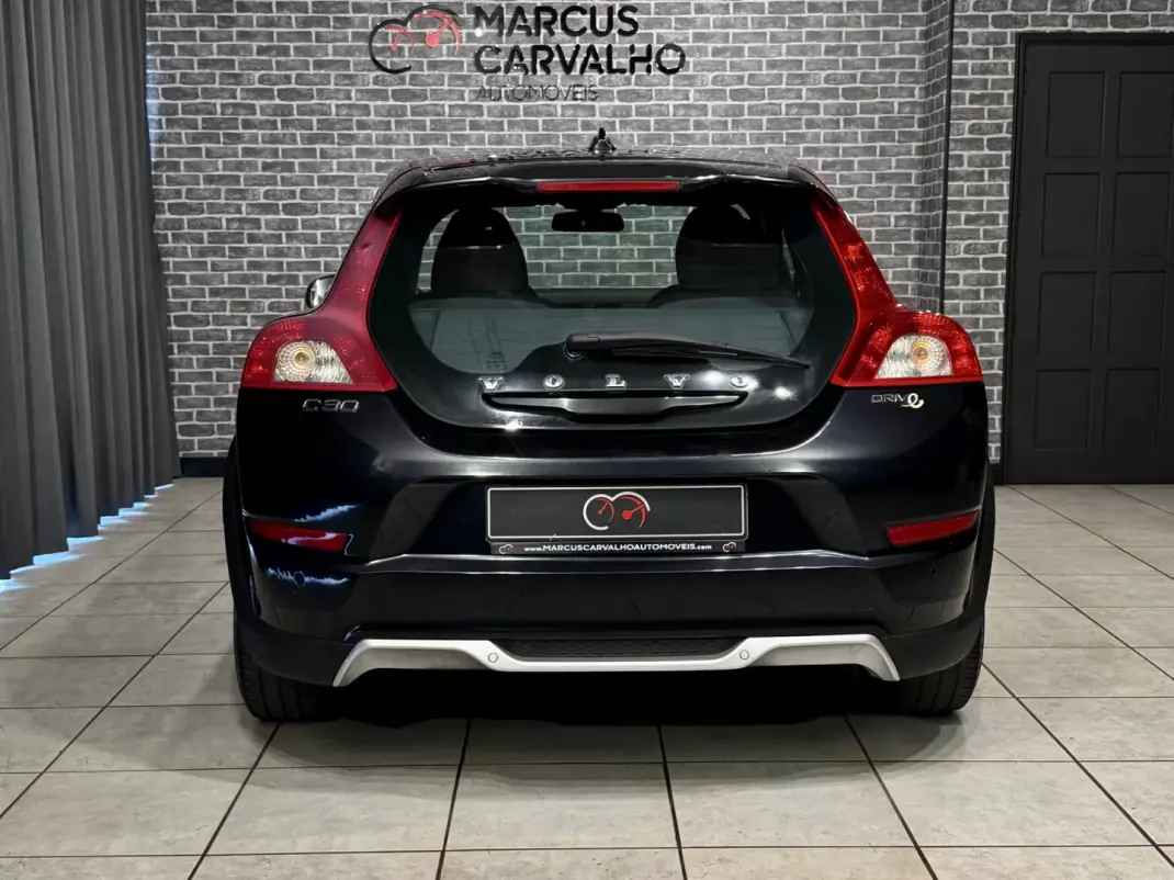 Volvo C30 2010 - 6900 EUR, 254000 km - 254000km - foto 5 de 13