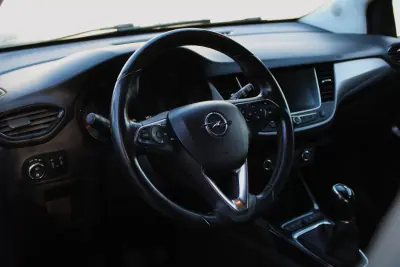 Opel Crossland X 2017 - 12500 EUR, 113439 km - AUTO.MOTO.pt - 113439km - foto 13 de 35