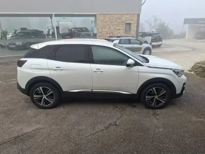 Peugeot 3008 2018 — photo 3 of 34