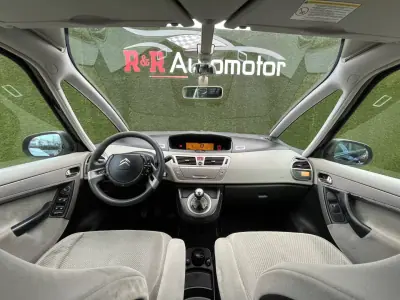 Citroën C4 Grand Picasso 2007 - 5500 EUR, 269000 km - AUTO.MOTO.pt - 269000km - foto 14 de 25
