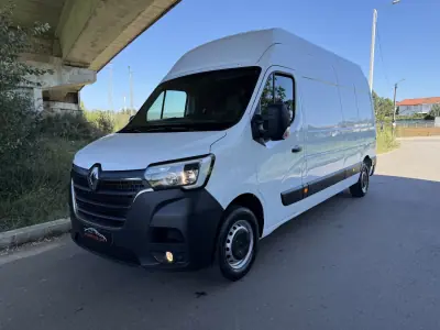 Renault Master 2023 - 22390 EUR, 160000 km - foto 1 de 24
