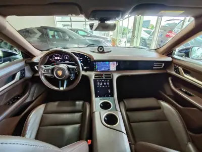 Porsche Taycan 2020 - 61500 EUR, 54000 km - AUTO.MOTO.pt - 54000km - foto 37 de 37