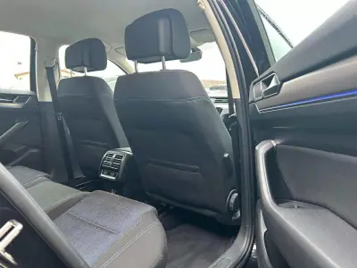 Volkswagen Passat 2017 - 18990 EUR, 134000 km - AUTO.MOTO.pt - 134000km - foto 17 de 17