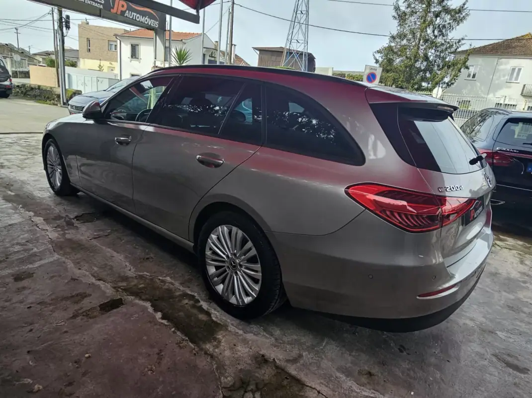 Mercedes-Benz C 200 2022 - 26499 EUR, 186000 km - AUTO.MOTO.pt - 186000km - foto 5 de 28
