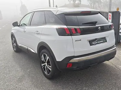 Peugeot 3008 2020 - 19900 EUR, 98000 km - AUTO.MOTO.pt - 98000km - foto 15 de 28