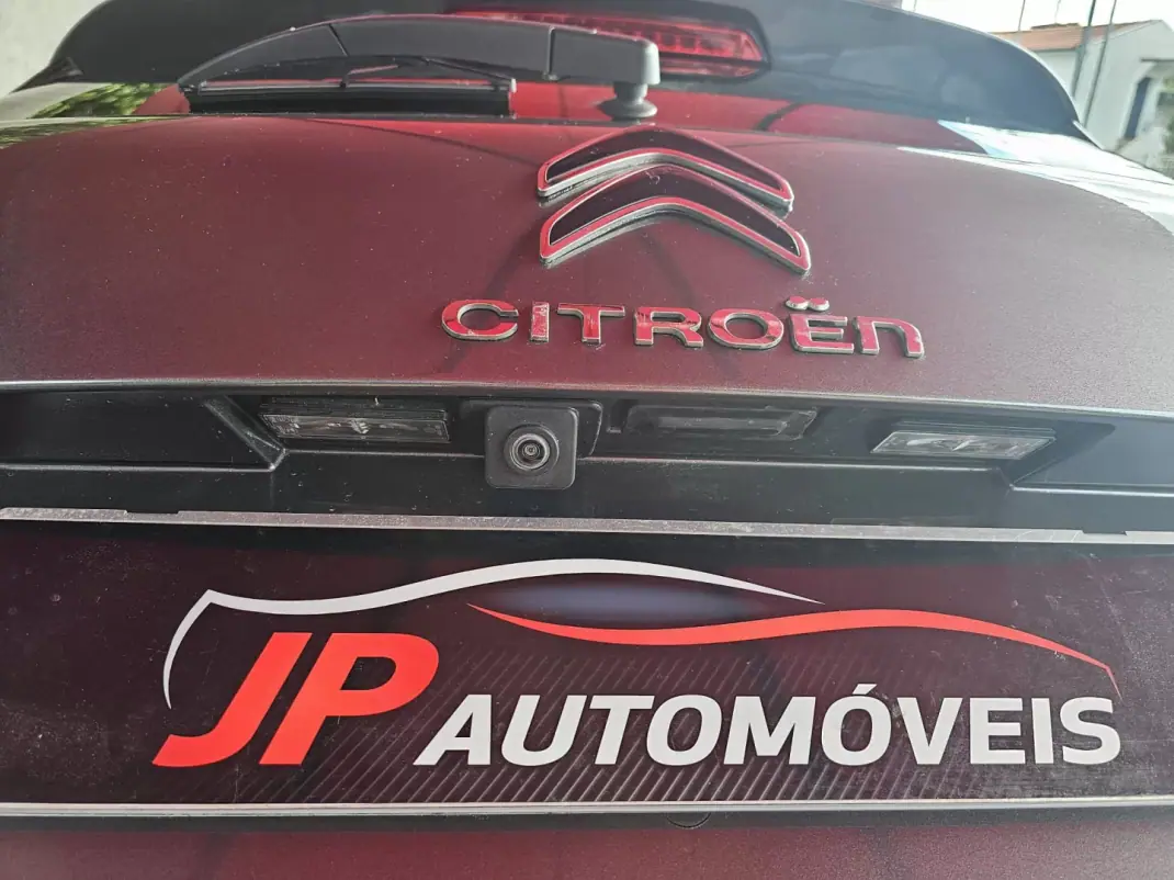 Citroën C5 Aircross 2021 - 17999 EUR, 117000 km - AUTO.MOTO.pt - 117000km - foto 12 de 19