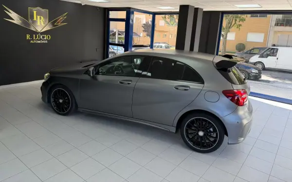Mercedes-Benz A 220 2016 - 23500 EUR, 201016 km - AUTO.MOTO.pt - 201016km - foto 10 de 32