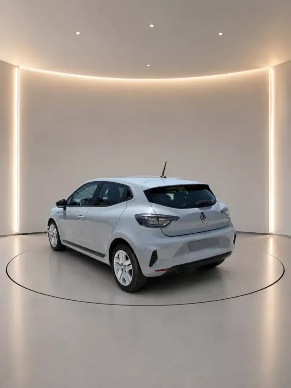 Renault Clio 2024 - 17700 EUR, 48000 km - AUTO.MOTO.pt - 48000km - foto 4 de 17