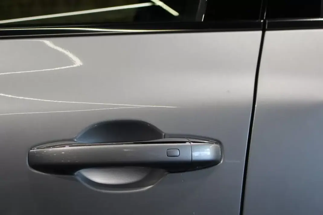 Renault Mégane Sport Tourer 2021 - 15290 EUR, 168000 km - AUTO.MOTO.pt - 168000km - foto 4 de 30