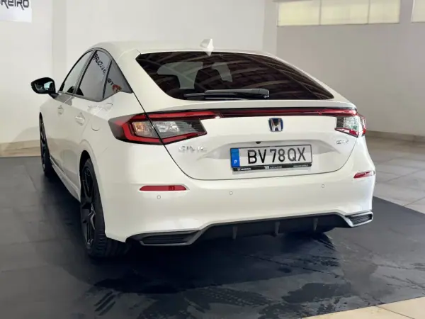 Honda Civic 2025 - 43000 EUR, 65 km - AUTO.MOTO.pt - 65km - foto 7 de 26