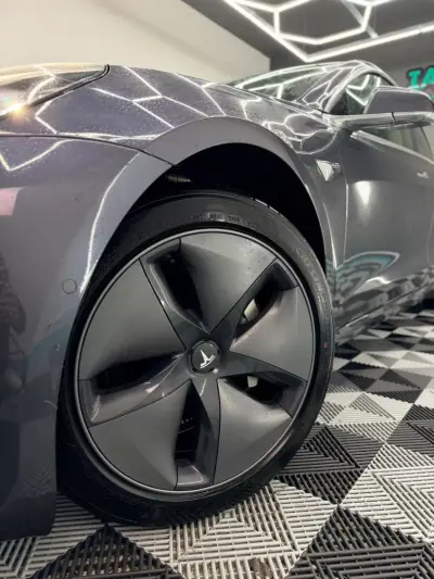 Tesla Model 3 2019 — foto 4 de 19