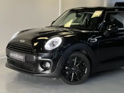 MINI 5 Portas 2016 - 13990 EUR, 95000 km - AUTO.MOTO.pt - 95000km - foto 29 de 41