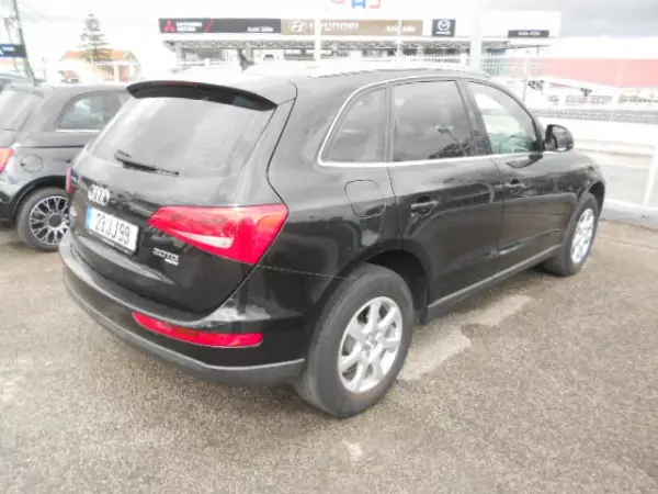 Audi Q5 2010 - 14900 EUR, 177706 km - AUTO.MOTO.pt - 177706km - foto 5 de 13