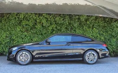 Mercedes-Benz C 200 2019 - 29900 EUR, 90000 km - AUTO.MOTO.pt - 90000km - foto 7 de 16