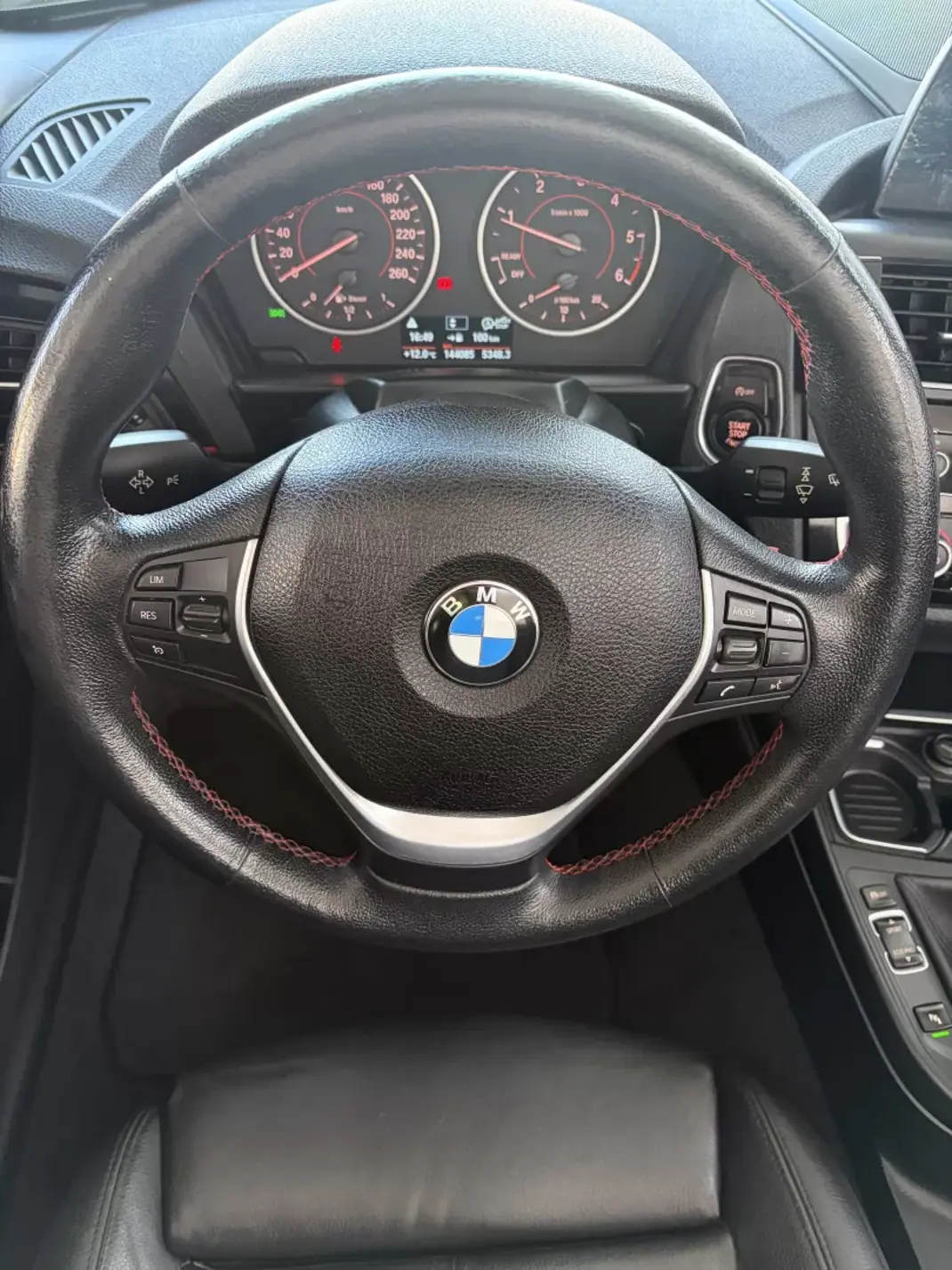 BMW 218 2016 - 19490 EUR, 144085 km - AUTO.MOTO.pt - 144085km - foto 17 de 19