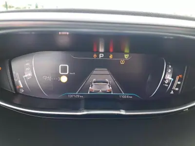 Peugeot 5008 2021 - 18450 EUR, 137129 km - AUTO.MOTO.pt - 137129km - foto 6 de 10