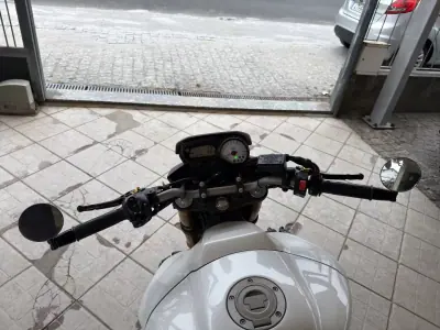 Yamaha FZ 07 2012 - 5450 EUR, 20852 km - AUTO.MOTO.pt - 20852km - foto 7 de 18