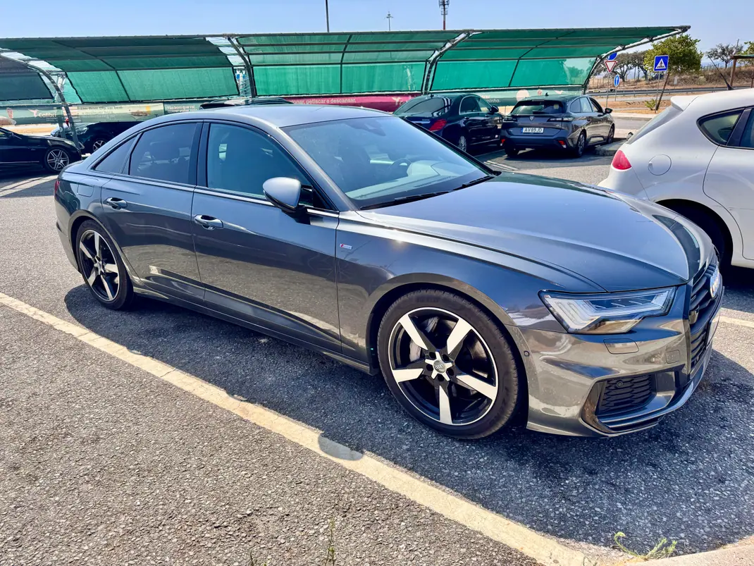 Audi A6 2020 - 38000 EUR, 133000 km - AUTO.MOTO.pt - 133000km - foto 2 de 9