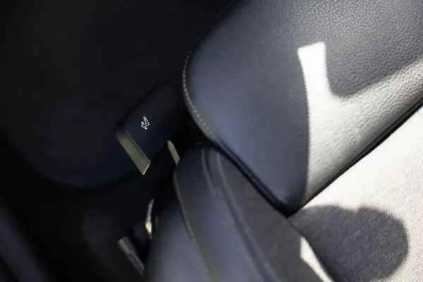 BMW 216 Active Tourer 2019 - 15750 EUR, 109700 km - AUTO.MOTO.pt - 109700km - foto 19 de 43
