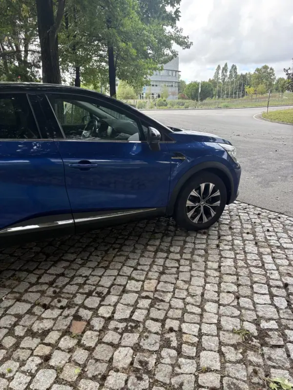 Renault Captur 2023 - 15450 EUR, 57000 km - 57000km - foto 9 de 20