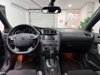 DS DS4 Crossback 2016 - 13990 EUR, 125000 km - AUTO.MOTO.pt - 125000km - foto 8 de 23