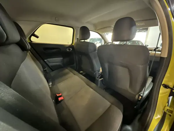 Citroën C4 Cactus 2015 - 8990 EUR, 175000 km - AUTO.MOTO.pt - 175000km - foto 10 de 35