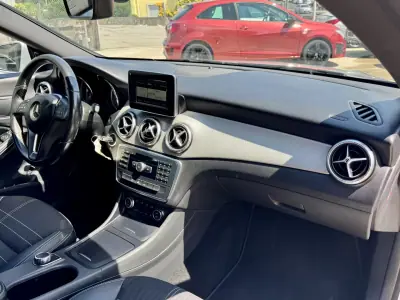 Mercedes-Benz CLA 220 2015 - 17500 EUR, 149000 km - 149000km - foto 7 de 20