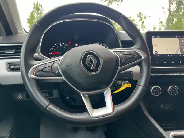 Renault Clio 2021 - 13750 EUR, 170210 km - 170210km - foto 9 de 41