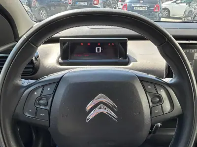 Citroën C4 Cactus 2017 - 11750 EUR, 110180 km - AUTO.MOTO.pt - 110180km - foto 13 de 23