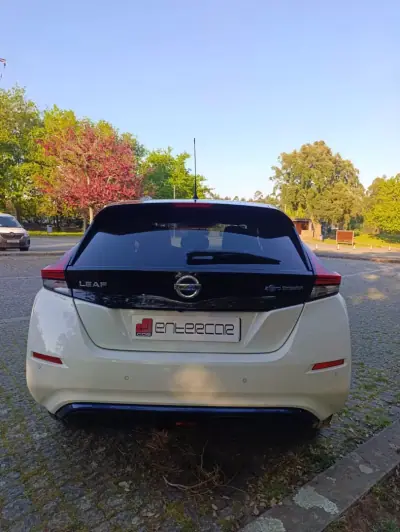 Nissan Leaf 2020 - 12500 EUR, 146861 km - AUTO.MOTO.pt - 146861km - foto 5 de 21