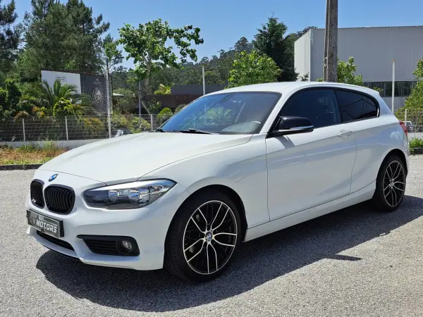 BMW 114 2015 - 11950 EUR, 244189 km - AUTO.MOTO.pt - 244189km - foto 5 de 48