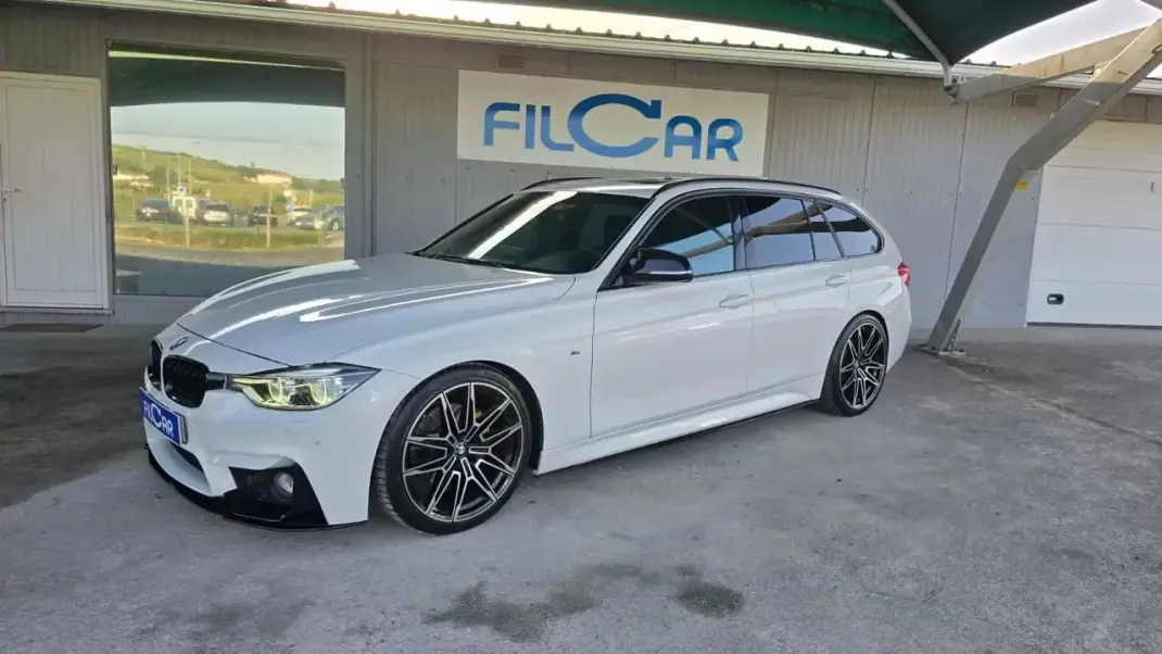 BMW 320 2015 - 17900 EUR, 321926 km - AUTO.MOTO.pt - 321926km - foto 1 de 23
