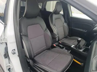 Renault Captur 2020 - 14900 EUR, 196207 km - AUTO.MOTO.pt - 196207km - foto 32 de 34