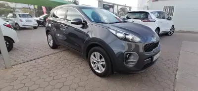 Kia Sportage 2018 - 17800 EUR, 67300 km - AUTO.MOTO.pt - 67300km - foto 9 de 21