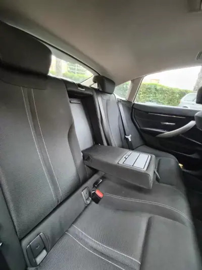BMW 420 Gran Coupé 2018 - 26980 EUR, 80000 km - AUTO.MOTO.pt - 80000km - foto 16 de 25