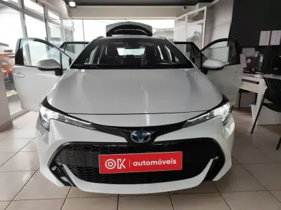Toyota Corolla Touring Sports 2021 - 21950 EUR, 114000 km - AUTO.MOTO.pt - 114000km - foto 20 de 35