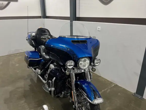 Harley-Davidson FLHTC 2014 - 20900 EUR, 39000 km - AUTO.MOTO.pt - 39000km - foto 2 de 27