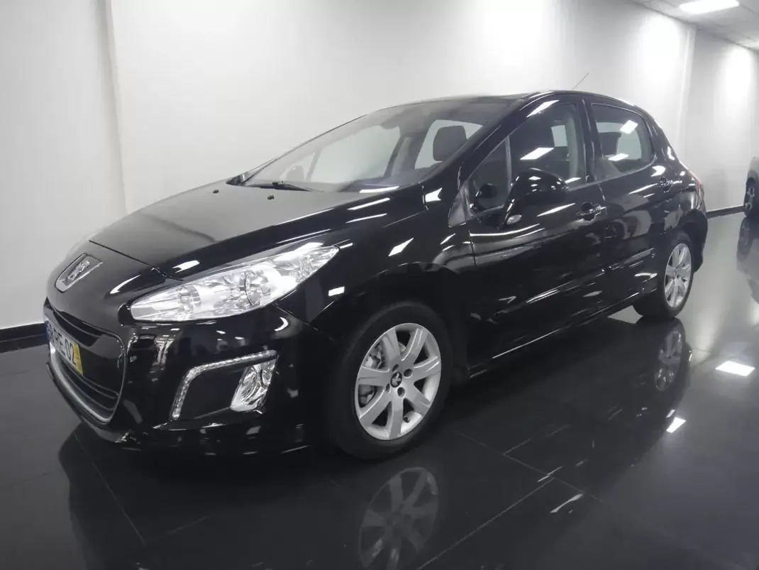 Peugeot 308 2012 - 7250 EUR, 172520 km - AUTO.MOTO.pt - 172520km - foto 30 de 50