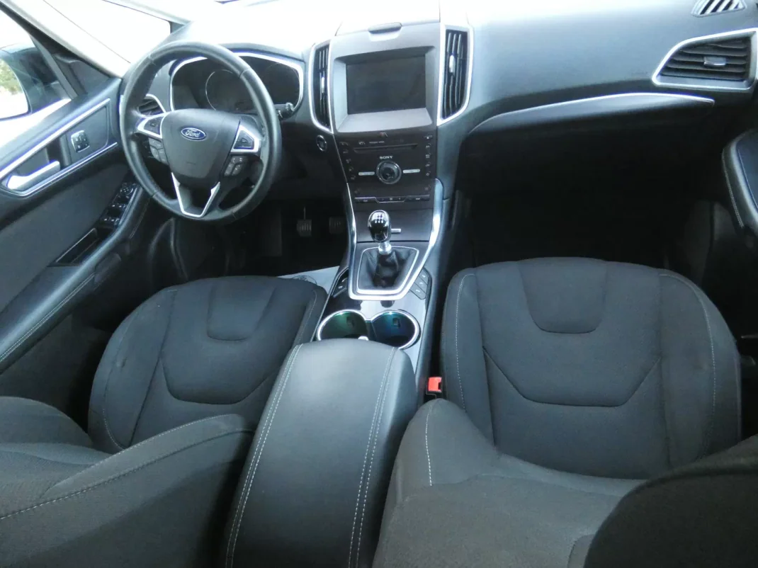 Ford S-Max 2016 - 18750 EUR, 199000 km - AUTO.MOTO.pt - 199000km - foto 11 de 25
