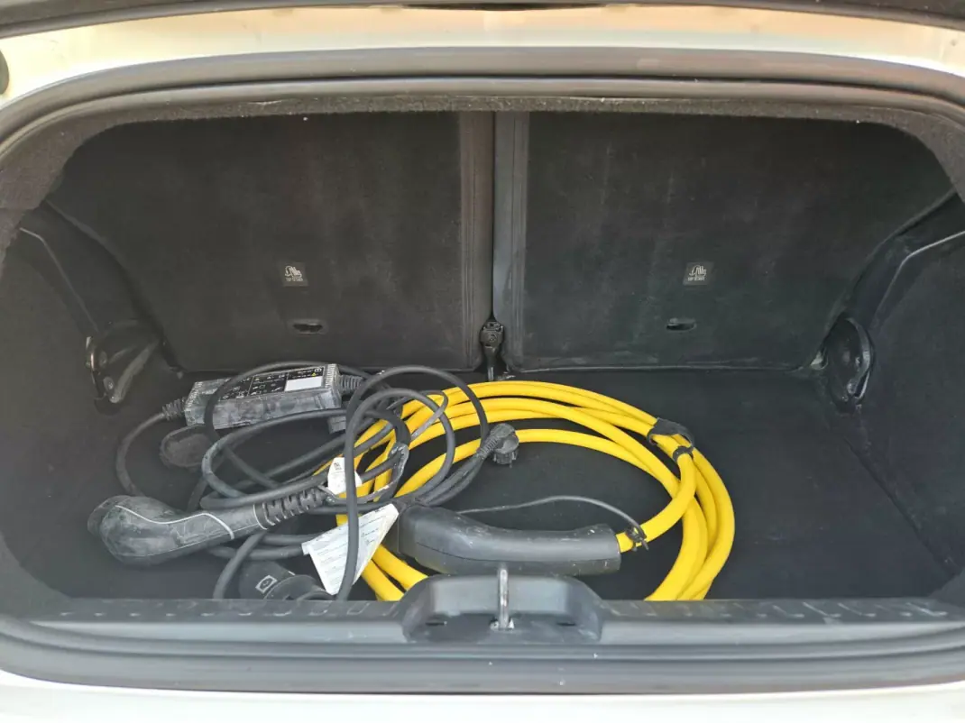 Fiat 500e 2023 - 17950 EUR, 22420 km - AUTO.MOTO.pt - 22420km - foto 9 de 9