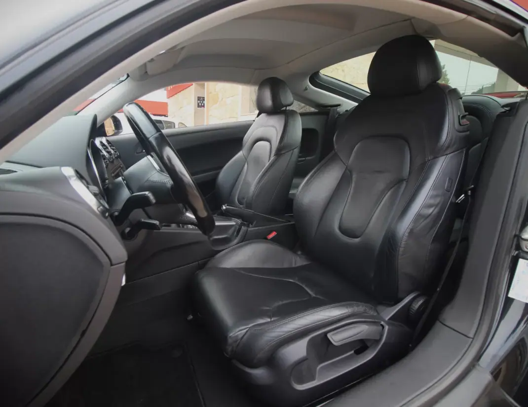 Audi TT Coupé 2009 - 14990 EUR, 207000 km - 207000km - foto 6 de 24