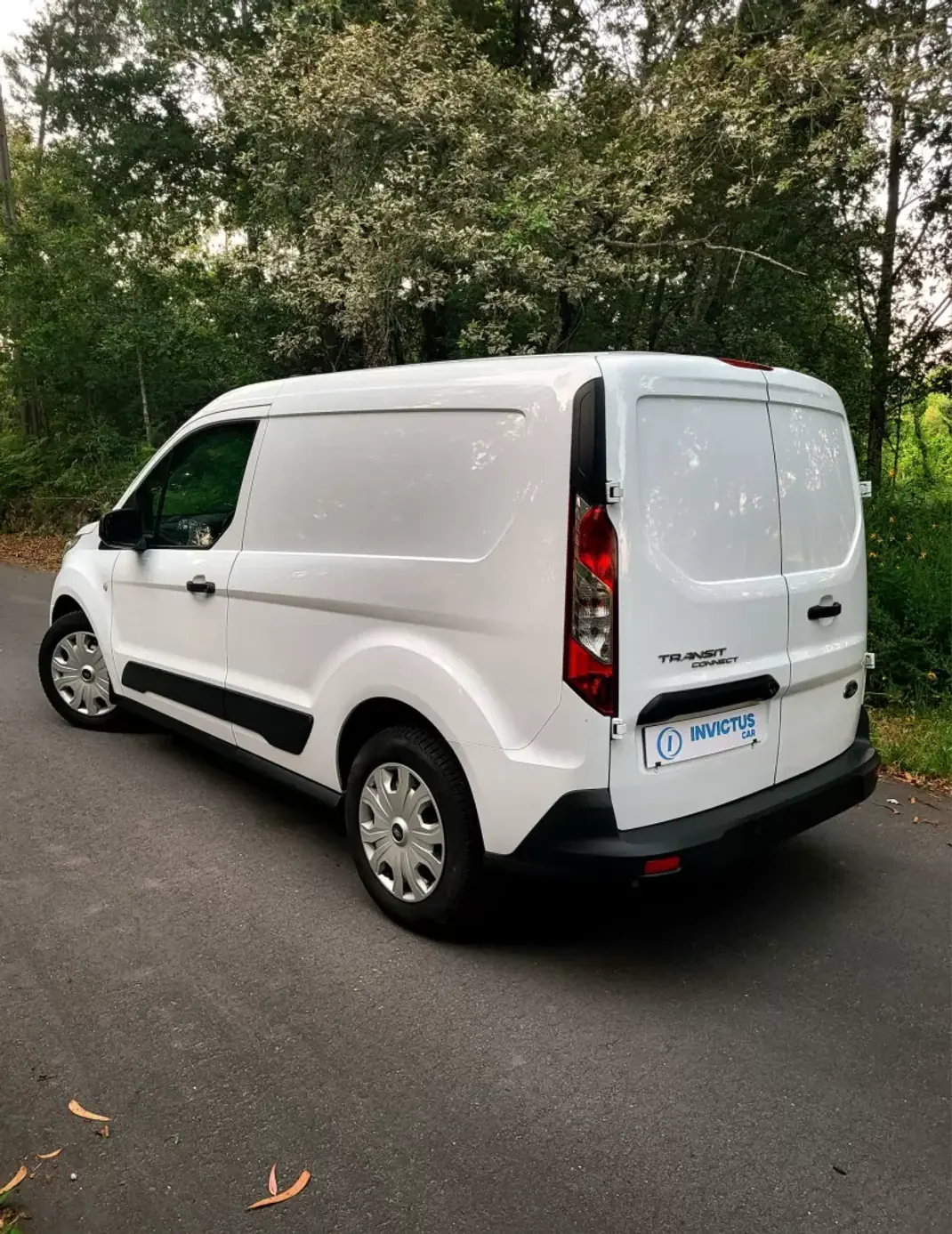 Ford Transit Connect 2021 - 11990 EUR, 146000 km - AUTO.MOTO.pt - 146000km - foto 11 de 18