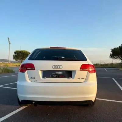 Audi A3 2010 - 6950 EUR, 355000 km - AUTO.MOTO.pt - 355000km - foto 4 de 17