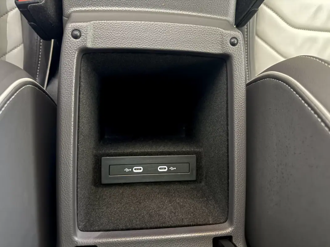 Volkswagen Arteon Shooting Brake 2021 - 23500 EUR, 168600 km - AUTO.MOTO.pt - 168600km - foto 101 de 144