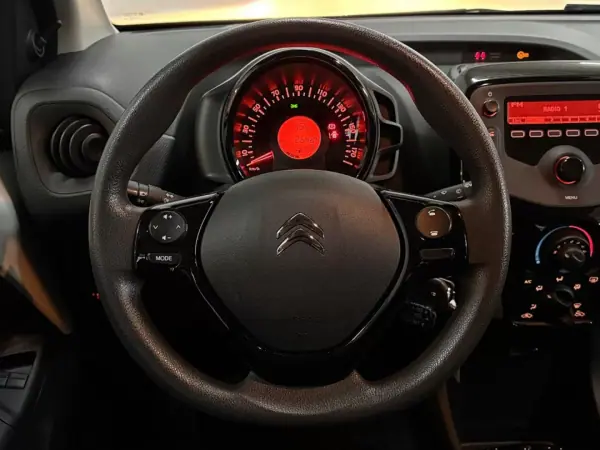 Citroën C1 2021 - 12900 EUR, 26000 km - AUTO.MOTO.pt - 26000km - foto 12 de 18