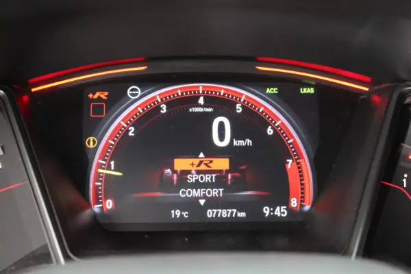 Honda Civic 2019 - 43990 EUR, 78000 km - AUTO.MOTO.pt - 78000km - foto 25 de 31
