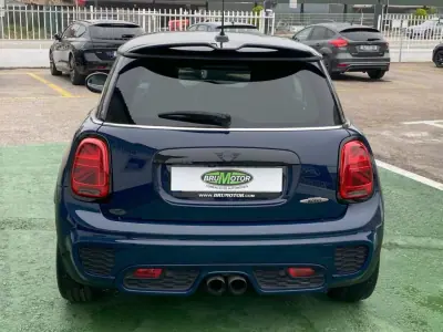 MINI John Cooper Works 2018 - 28860 EUR, 130063 km - AUTO.MOTO.pt - 130063km - foto 4 de 18